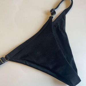 Size large black bathing suit
